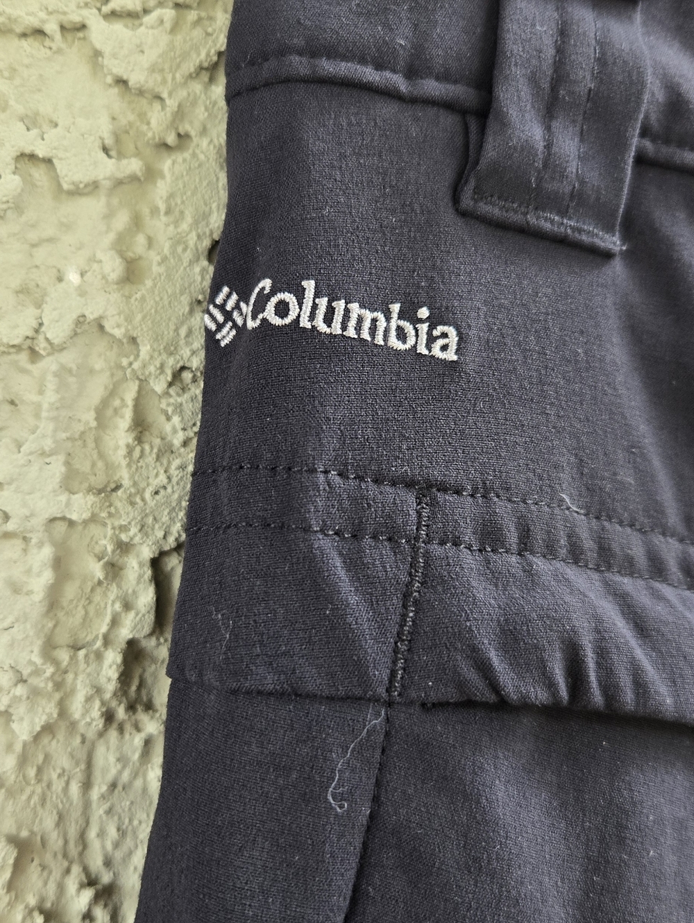 Columbia Omni Shade Black Crop Utility Capris - Picture 8 of 11
